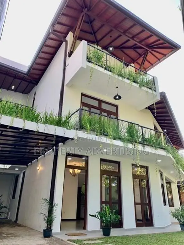 4 BR Thalawathugoda Samagi Mawatha House for rent