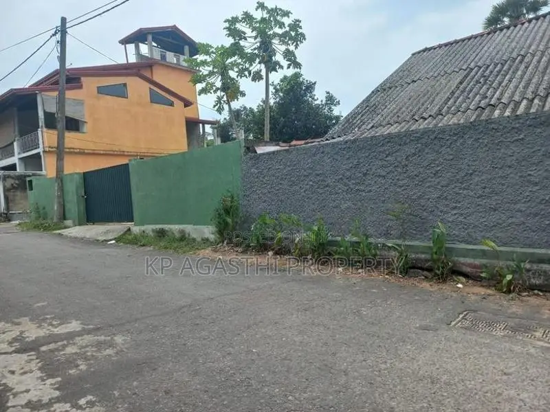 Wattala Super Land for Sale
