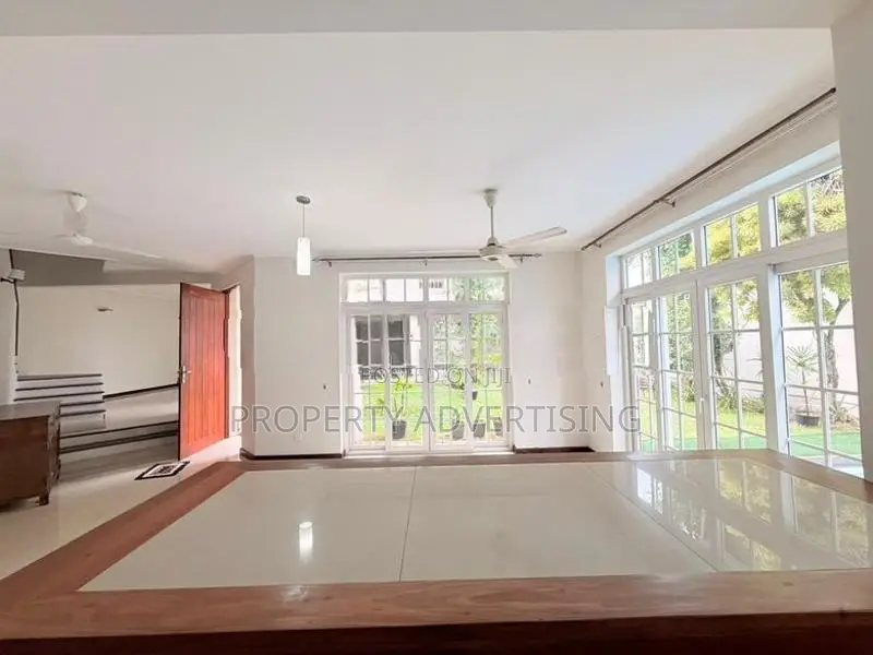 Colombo 05 Luxury House for Sale in prime location