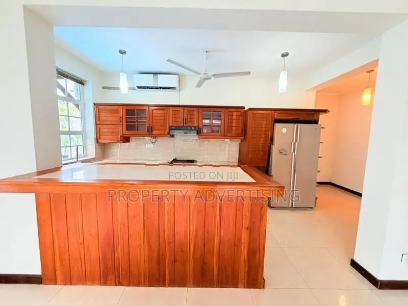 Colombo 05 Luxury House for Sale in prime location