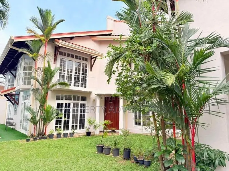 Colombo 05 Luxury House for Sale in prime location