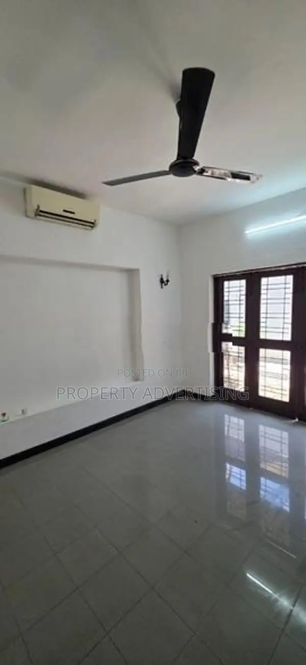 2 Storey House for Rent in Colombo 8