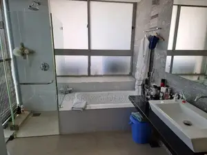 Emperor - Luxury Apartment for Rent in Colombo 3
