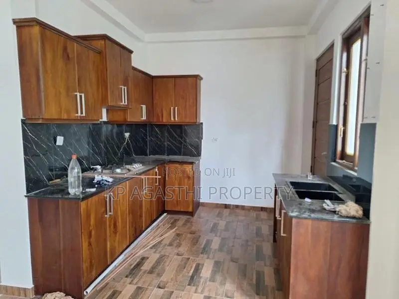 Thalawathugoda House for Sale