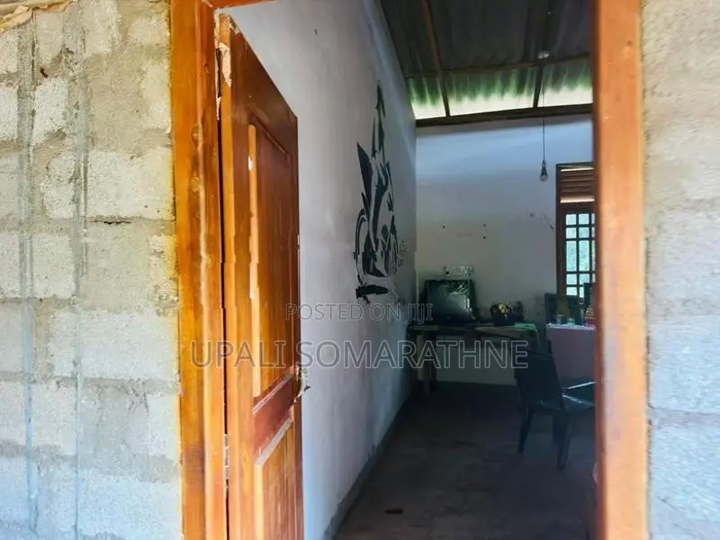 Coconut Land with House for Sale in Kekirawa
