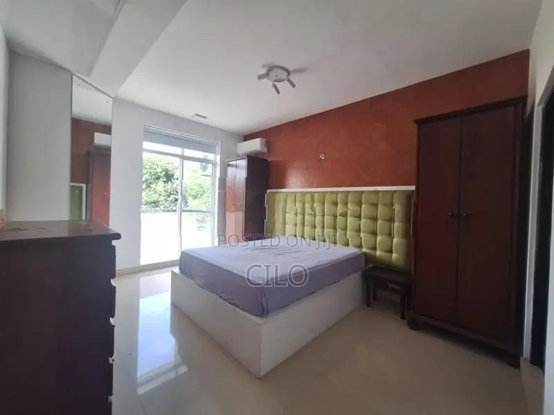 2 Bedrooms Furnished Apartment at Colombo 5 Rent