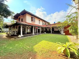 6BR Battaramulla Colonial Style House for Sale Jayanthipura