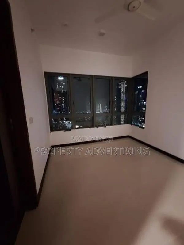 Trizen 3 BR Apartment For Sale In Colombo 02
