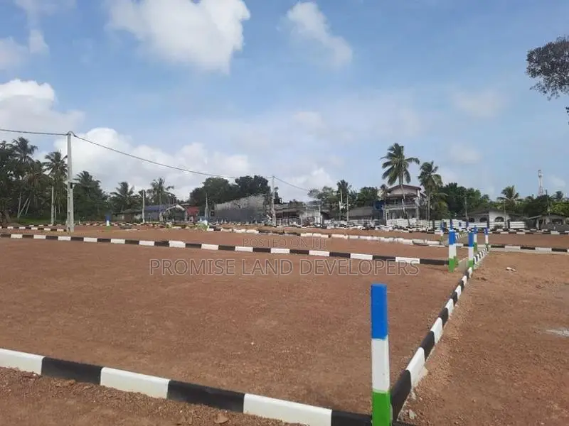පානදුර ගොරකාන වට්නා බිම් කොටස් N38