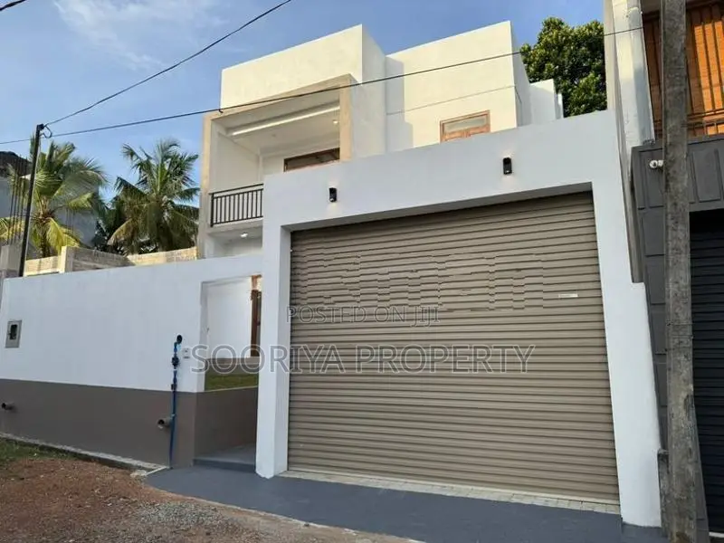 Brand New 2 Story House for Sale in Piliyandala