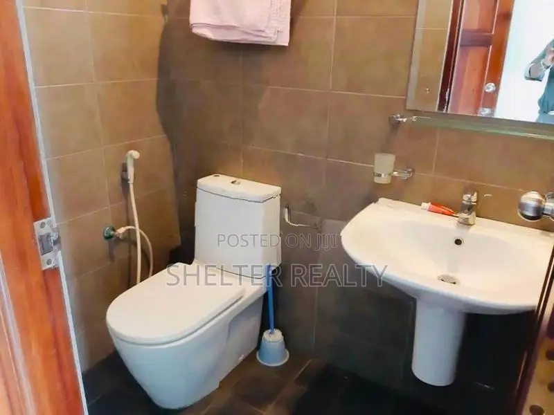Spacious 3 Bedroom Apartment for rent in Colombo 6