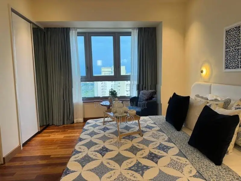 Luxury 2BR for Rent | Cinnamon Life Colombo 2