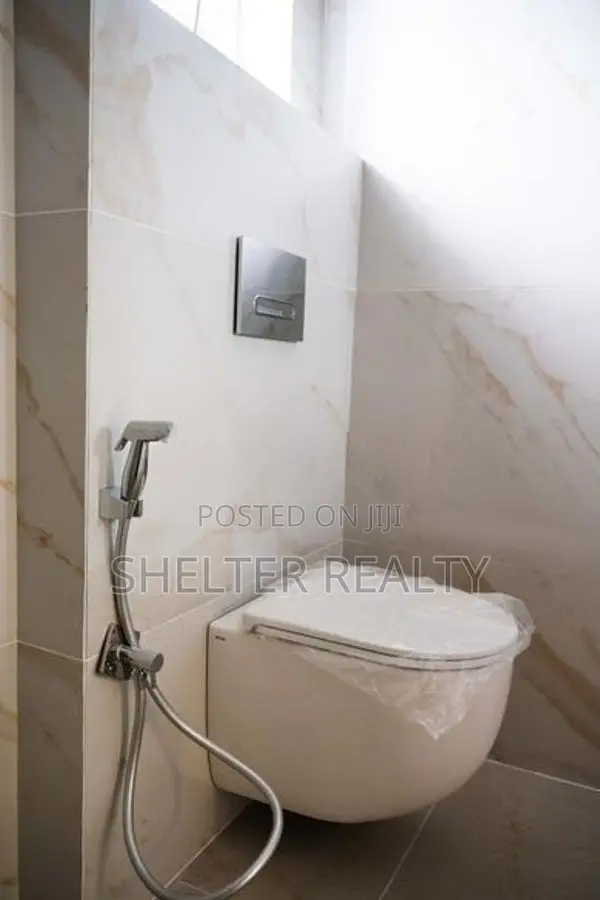 Luxury Brand New 3 Bedroom Apartment for Rent in Nugegoda