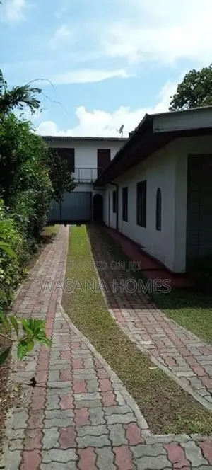 Top House for Sale Boralasgamuwa