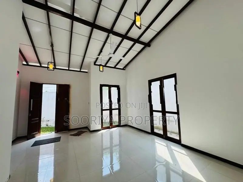 Single Story Brand New House for Sale in Piliyandala