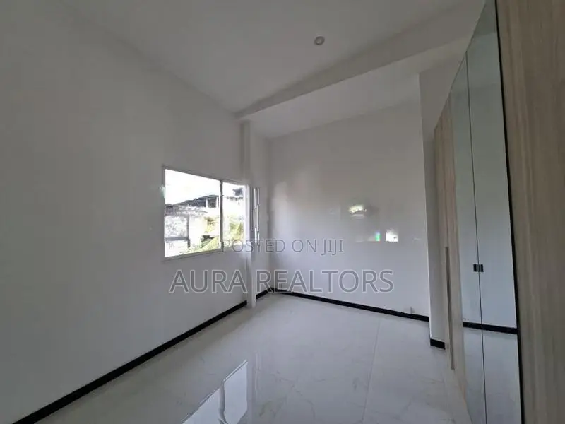 2 Bedrooms Apartment for Rent in Colombo 05 (P-171)