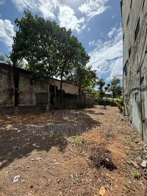 Land for Sale in A Prime Location Miriswatte