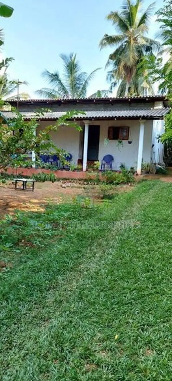 Land for Sale with Small House – Deegalawatta, Jalthara, Ranala