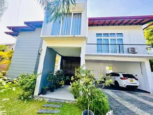 Modern 2-Storey Luxury Home – Temple Road, Thalawathugoda