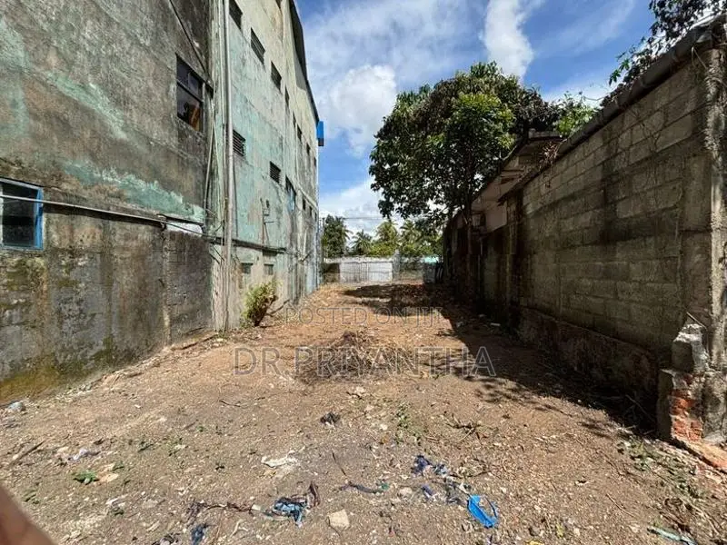 Land for Sale in A Prime Location Miriswatte
