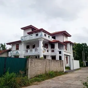 Modern Luxury Home with Rooftop Bar – Weligampitiya, Ja-Ela