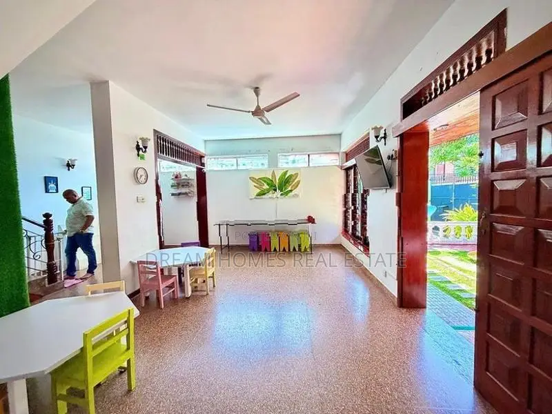 Elegant Two-Storey House for Sale in Colombo 7