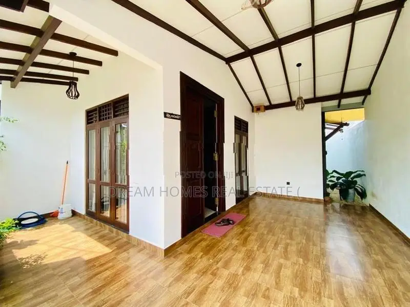 Move-In Ready Modern Home | 3 Bed Athurugiriya