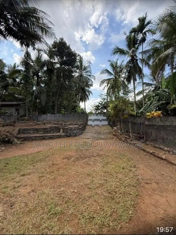 Land with House for Sale in Padukka