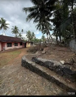 Land with House for Sale in Padukka