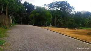 නිස්කලංක බිම් කොටස් මීපෙන්