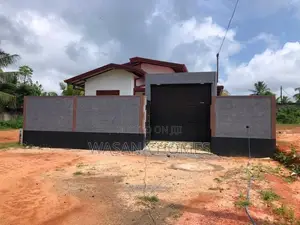 Neat House for Sale Kottawa