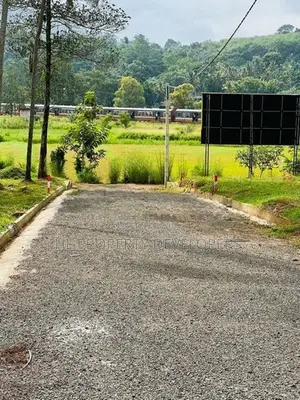 Land මීරිගම සුන්දර වෙල් යායකට මුහුණලා