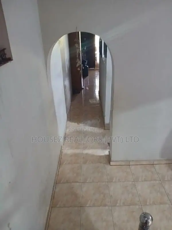 Two-Storey House Upstairs for Rent – Rajagiriya