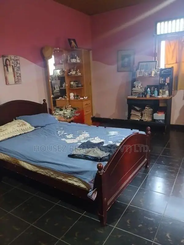 Two-Storey House Upstairs for Rent – Rajagiriya