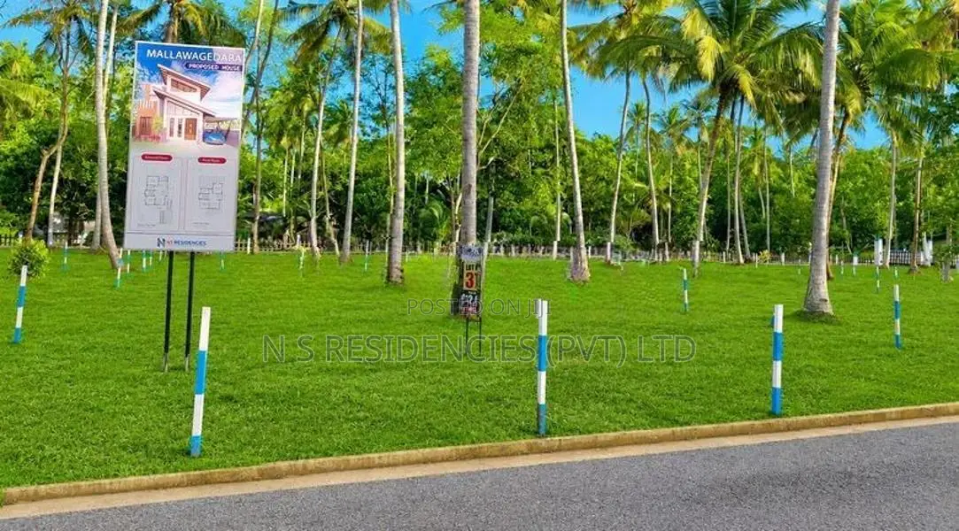 Main Road Facing Land for Sale Mellawagedara - H 01
