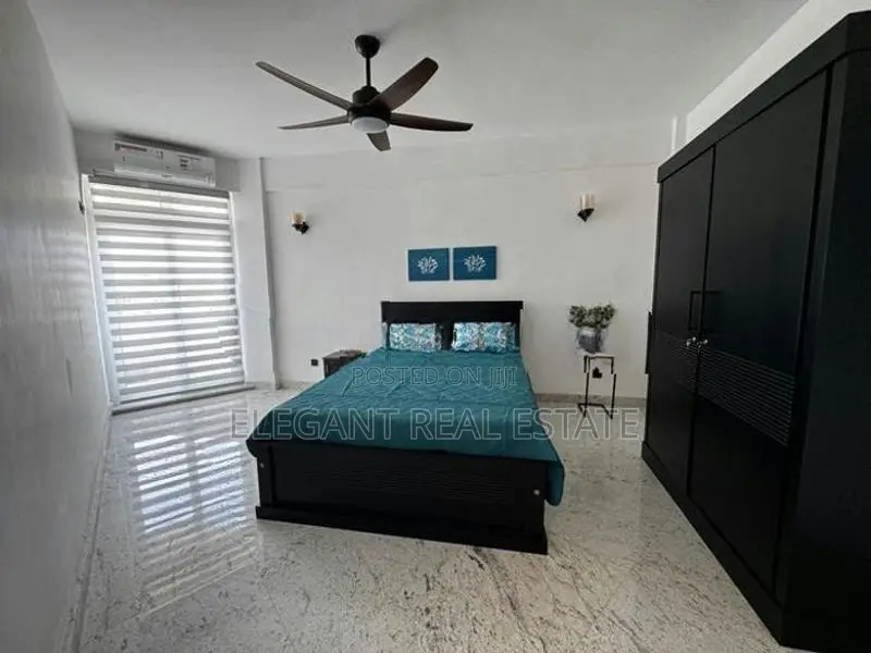 Rosmead Tower - 03 Bedroom Apartment for Rent in Colombo 07 (A5945)