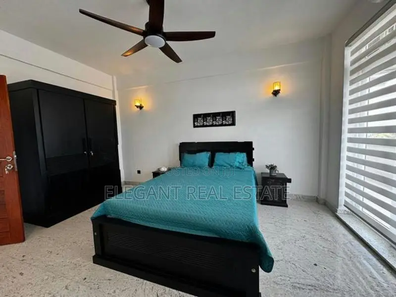 Rosmead Tower - 03 Bedroom Apartment for Rent in Colombo 07 (A5945)