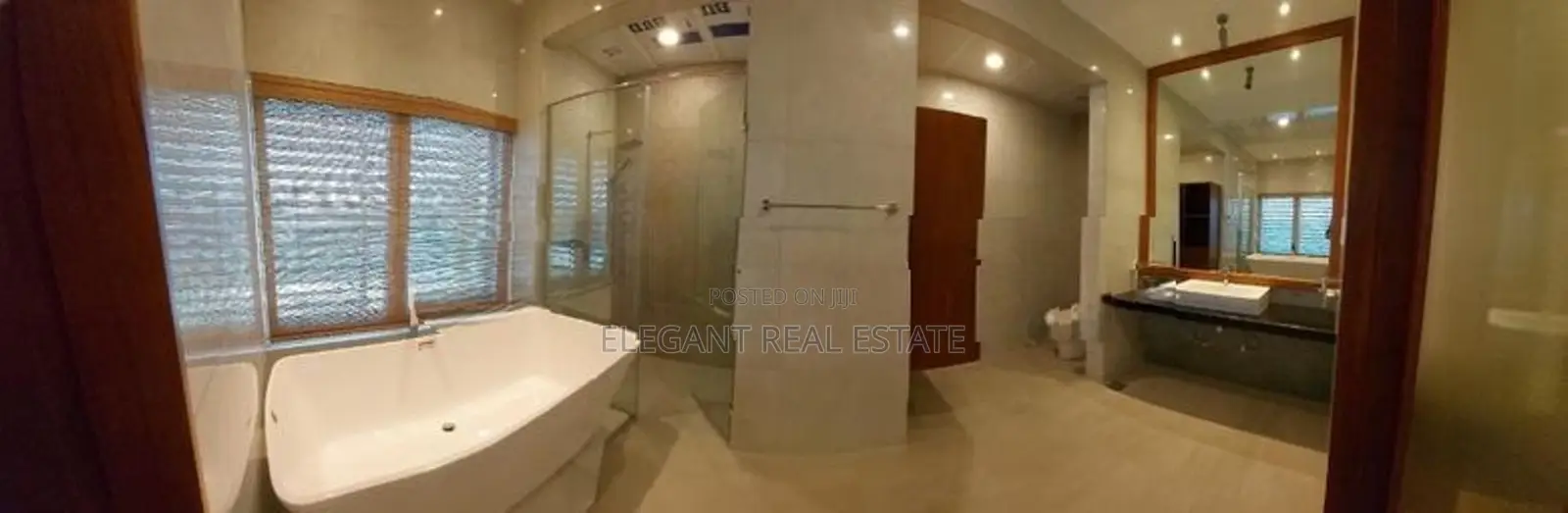 Seylan Tower - 03 Bedroom Apartment for Rent in Colombo 3 (A774)