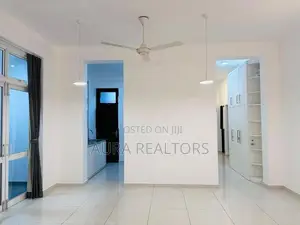 3 Bedrooms Unfurnished Apartment For sale in Colombo 05 (P-121)