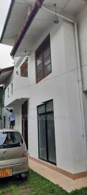 4 Bed Rooms 2story House for Rent Thalawathugoda.