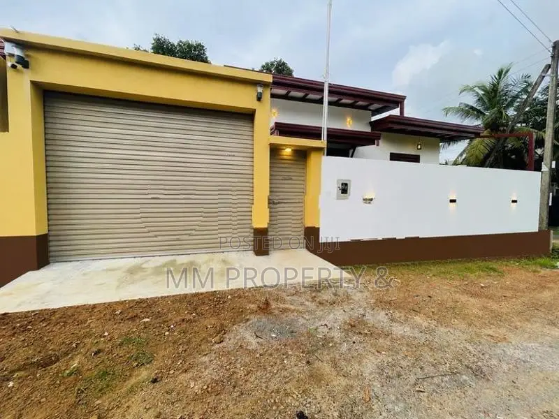 Brand New (AC) Modern House Sale in Kiriwaththuduwa, Homagama