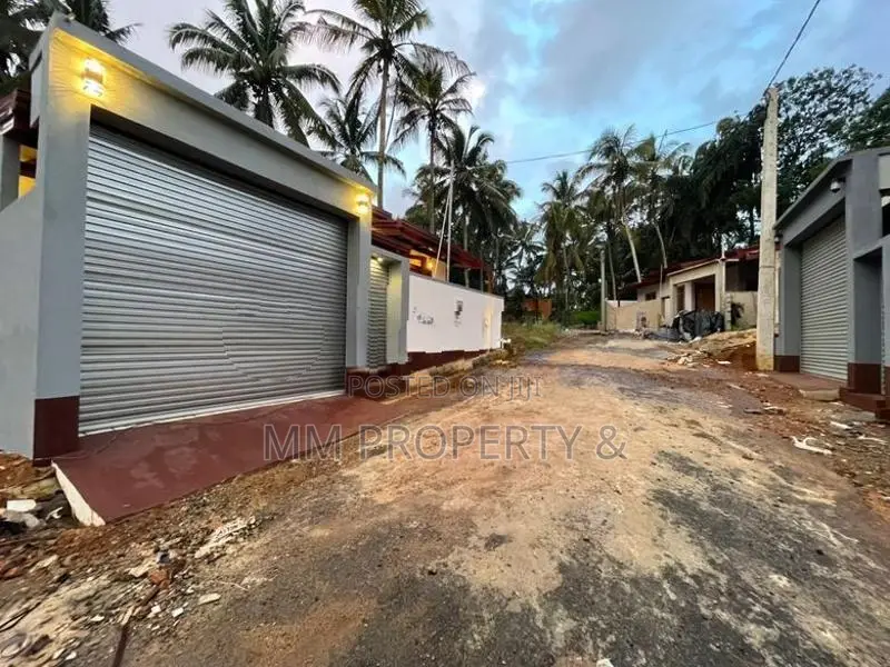Brand New Modern Valuable House Sale in Homagama