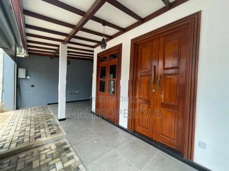 Brand New Modern Valuable House Sale in Homagama