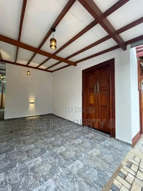 Brand New (AC) Modern House Sale in Kiriwaththuduwa, Homagama