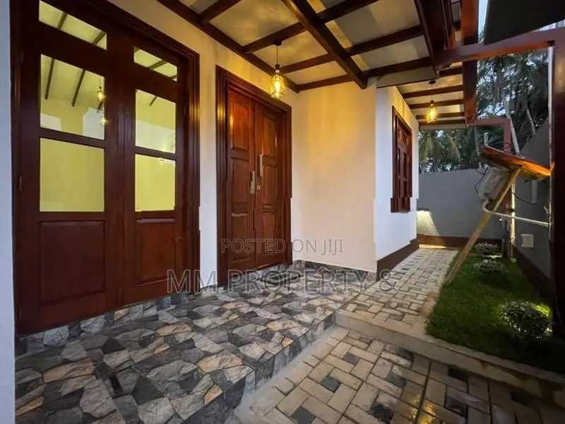 Brand New Modern Valuable House Sale in Homagama