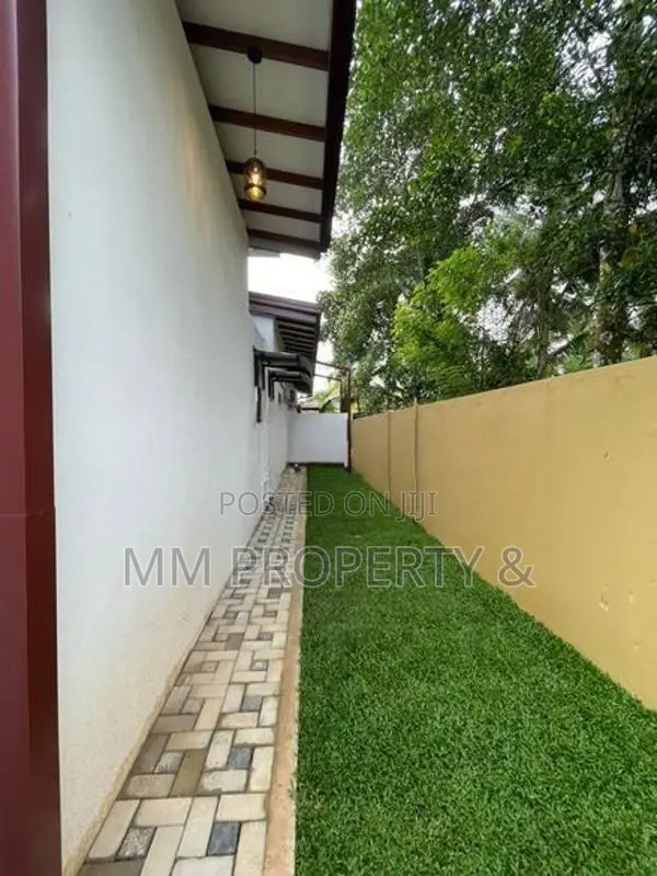 Brand New (AC) Modern House Sale in Kiriwaththuduwa, Homagama