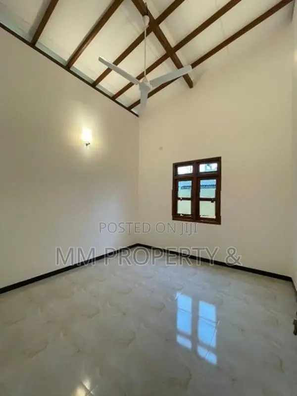 Brand New (AC) Modern House Sale in Kiriwaththuduwa, Homagama