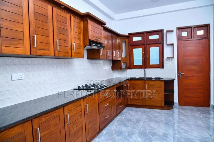 Brand New Box Type House for Sale Kandana, 849m to Main Road