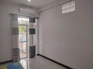1,250 Sq. Ft. Upstairs House for Rent in Boralla