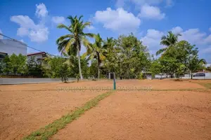 හෝමාගම දියගම පාරට සමීපව අගනා බිම් කොටස් විකිණීමට